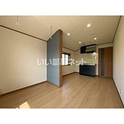 レントハウスＦｕｓｓａ860 103 1階ワンルームのリビング/ダイニング