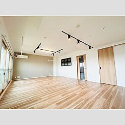 スペクトル尾張瀬戸 501 5階4LDKのリビング/ダイニング