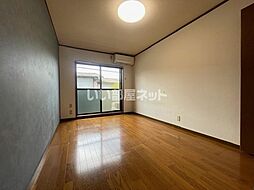 ベルカムールI 205 2階1Kのリビング/ダイニング