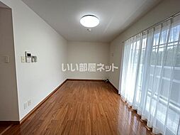 ソレアード小松島II 101 1階1LDKのリビング/ダイニング