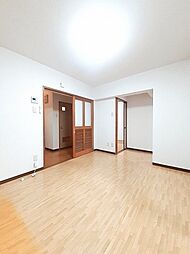 ニューコーポあだち 203 2階3DKのリビング/ダイニング