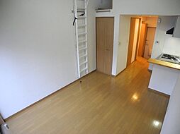 ＭＯＤＥＲＮ　西山Ｂ 102 1階ワンルームのリビング/ダイニング