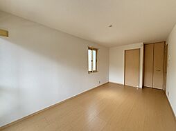 プレミールメゾン久山 101 1階1Kのリビング/ダイニング