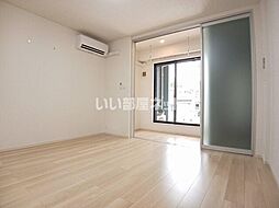 ポルトフィーノ　ＡＹ 101 1階ワンルームのリビング/ダイニング