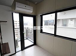 ルヴェル天保山 702 7階ワンルームのリビング/ダイニング