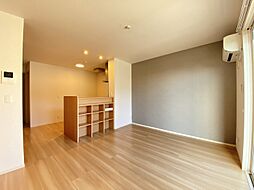 プラント　B棟 103 1階2LDKのリビング/ダイニング