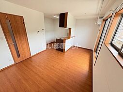 リベルテ栗生 202 2階1LDKのリビング/ダイニング