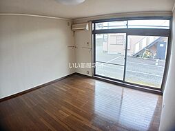 ノーブルB 103 1階1Kのリビング/ダイニング