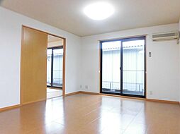 リヴィエールB 102 1階2LDKのリビング/ダイニング