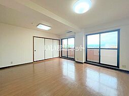 モンセーヌ堀川 402 4階4LDKのリビング/ダイニング