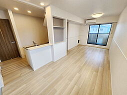 フレシール川東 201 2階2LDKのリビング/ダイニング