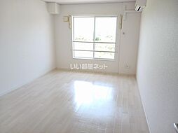 ツイン　リーフ 202 2階1Kのリビング/ダイニング