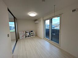 ライク・ア・パラソル 205 2階2LDKのリビング/ダイニング