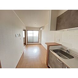 O’s court(オーズコート) 205 2階1LDKのリビング/ダイニング