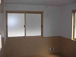 メゾン・ラ・パトリアＥ 102 1階2DKのリビング/ダイニング