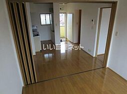 セントエムズT2（ティーツー） 201 2階2DKのリビング/ダイニング