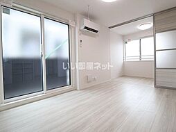 ロンターノ 202 2階1LDKのリビング/ダイニング