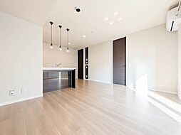 ＤＥＵＸリジエール 103 1階1LDKのリビング/ダイニング