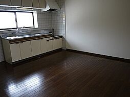 パル翠町(ファミリー) 102 1階2LDKのリビング/ダイニング