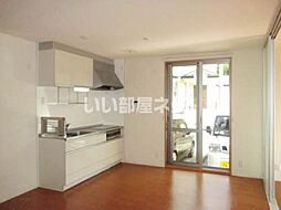 JR山陰本線 石原駅 徒歩8分の賃貸アパート 1階2DKのリビング/ダイニング