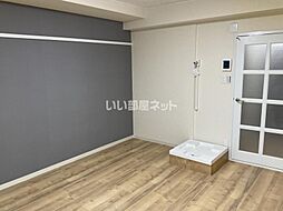 ロイヤル高田 220 2階1Kのリビング/ダイニング