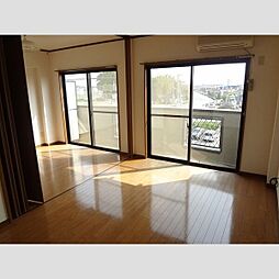 プライムガーデン 302 3階3DKのリビング/ダイニング