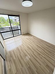 ルクスエテルナ・うと　C 201 2階3DKのリビング/ダイニング