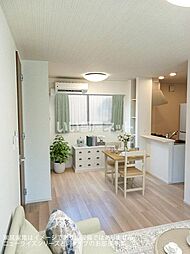 プラネット 102 1階1LDKのリビング/ダイニング
