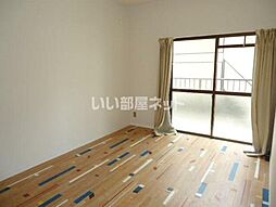 第1エステートマンション 201 2階3DKのリビング/ダイニング