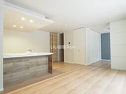 WithPlus天保山公園 101 1階2LDKのリビング/ダイニング