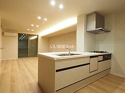 WithPlus天保山公園 107 1階3LDKのリビング/ダイニング