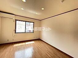 ＡＢＣフラッツＢ 102 1階1Kのリビング/ダイニング