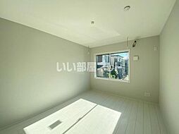 スターティス六実 106 1階1Kのリビング/ダイニング