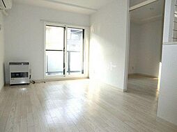 ローヤルハイツ月寒西 205 2階1LDKのリビング/ダイニング