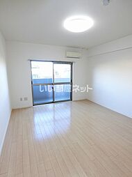 シンフォニー大園 306 3階1Kのリビング/ダイニング