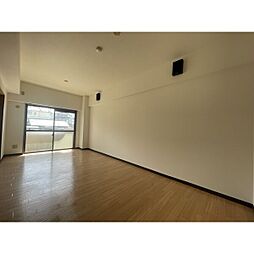 パレス水南 201 2階2LDKのリビング/ダイニング