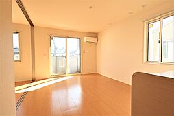 グランディール東原　E棟 201 2階2LDKのリビング/ダイニング