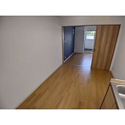 クレアール東岡町 205 2階1LDKのリビング/ダイニング