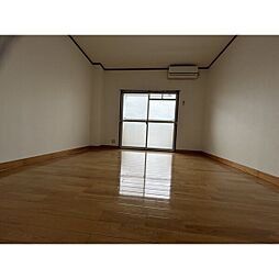 エクセランスI 202 2階1Kのリビング/ダイニング