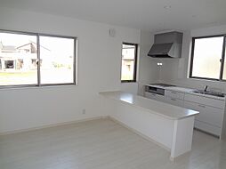 ナチュラルヴィレッジ町村IIＣ 102 1階1LDKのリビング/ダイニング