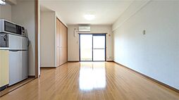 ファミール天神 302 3階ワンルームのリビング/ダイニング