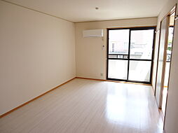 カルフール松本　B棟 B102 1階2LDKのリビング/ダイニング