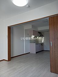 Maison du Calme 405 4階1LDKのリビング/ダイニング