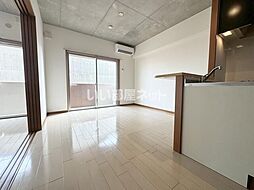 ドゥ・アンディオール近見 205 2階1LDKのリビング/ダイニング