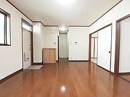 プリムローズのぎＢ 105 1階2DKのリビング/ダイニング