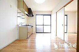 シュガーコート II 205 2階2DKのリビング/ダイニング