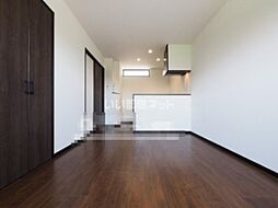 プレミアムアイランド立野 D 1階1LDKのリビング/ダイニング