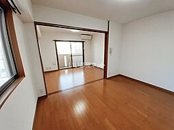 メゾンドフォンテヌ 102 1階1DKのリビング/ダイニング