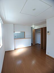 サンリットパル 101 1階1LDKのリビング/ダイニング