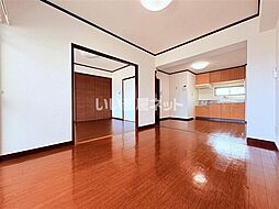 コーポ越谷パートIII 402 4階2DKのリビング/ダイニング